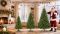6FT Xmas Tree with 150 LED Plug-in Twinkle Lights & Gloves Set, 180cm Full Artificial Christmas Tree 650 Tips, Green Hinged Holiday Decoration with Stand for Home Living Room Indoor